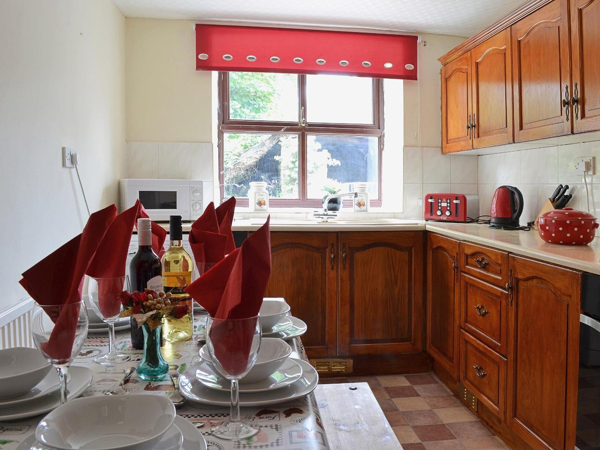 Ty Coch Cottage Dihewyd Экстерьер фото